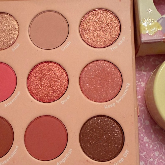 ColourPop Coast to Coral Eyeshadow Set - and Blush both Brand new in box - Picture 4 of 8